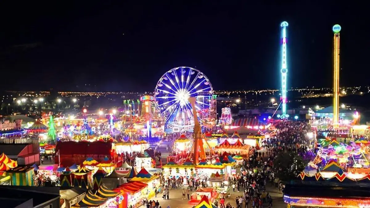 FOTO FACEBOOK FERIA SANTA RITA CHIHUAHUA (1)