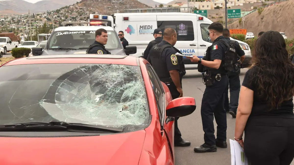 Accidente atropello policias ambulancia