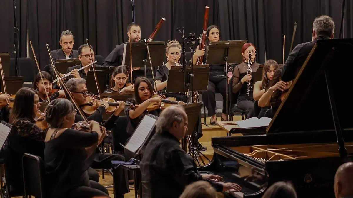 FOTO FACEBOOK ORQUESTA FILARMÓNICA DEL ESTADO DE CHIHUAHUA (1)