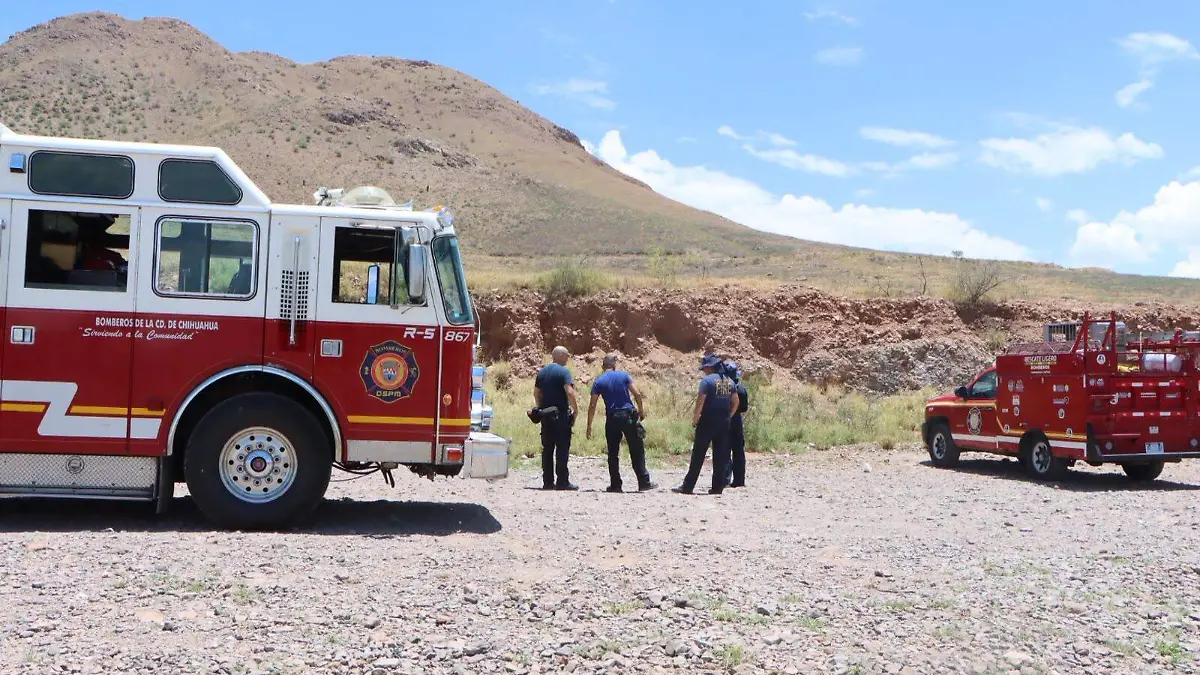 Bomberos rescatan a dos menores dos -MA