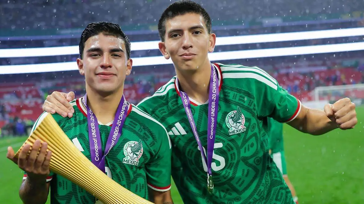 ⭐️CAMPEONES⭐️