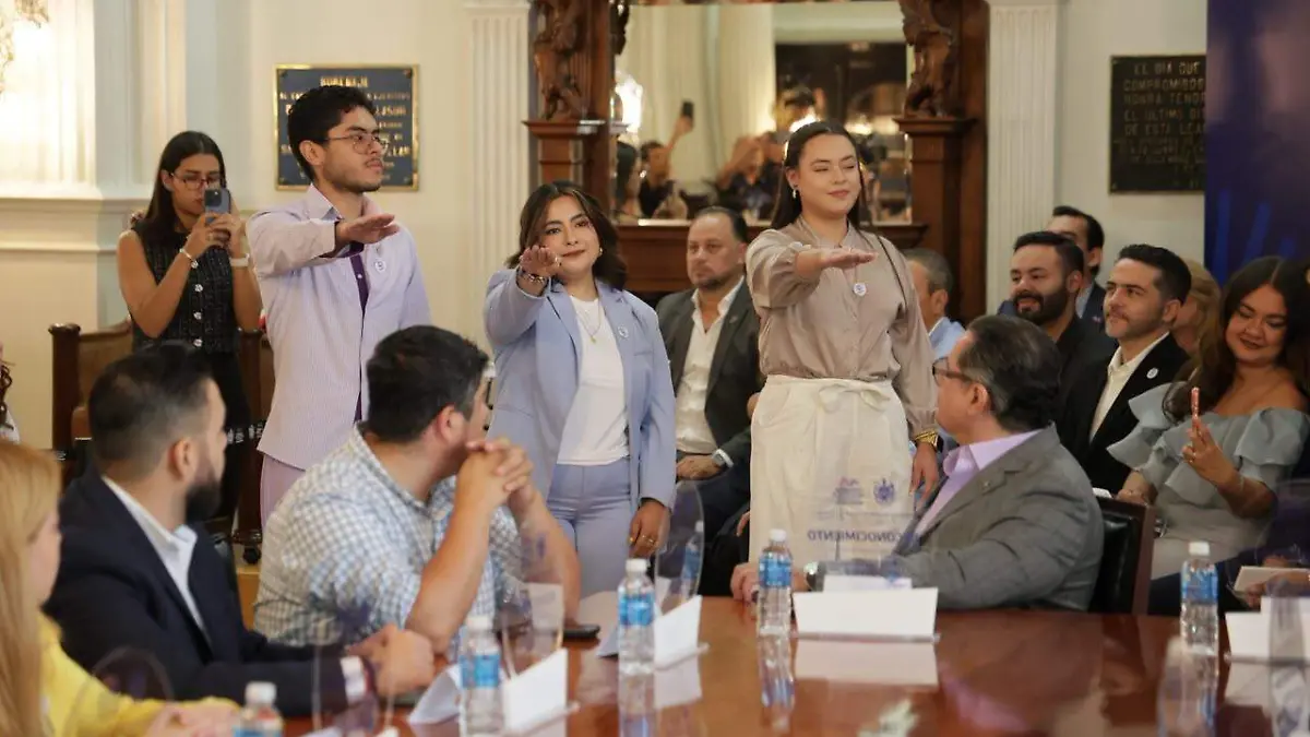 Sesión Cabildo Juvenil (3)