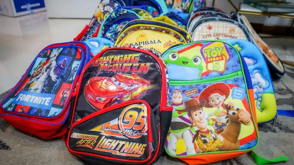 Reto Útil mochilas clases (1)