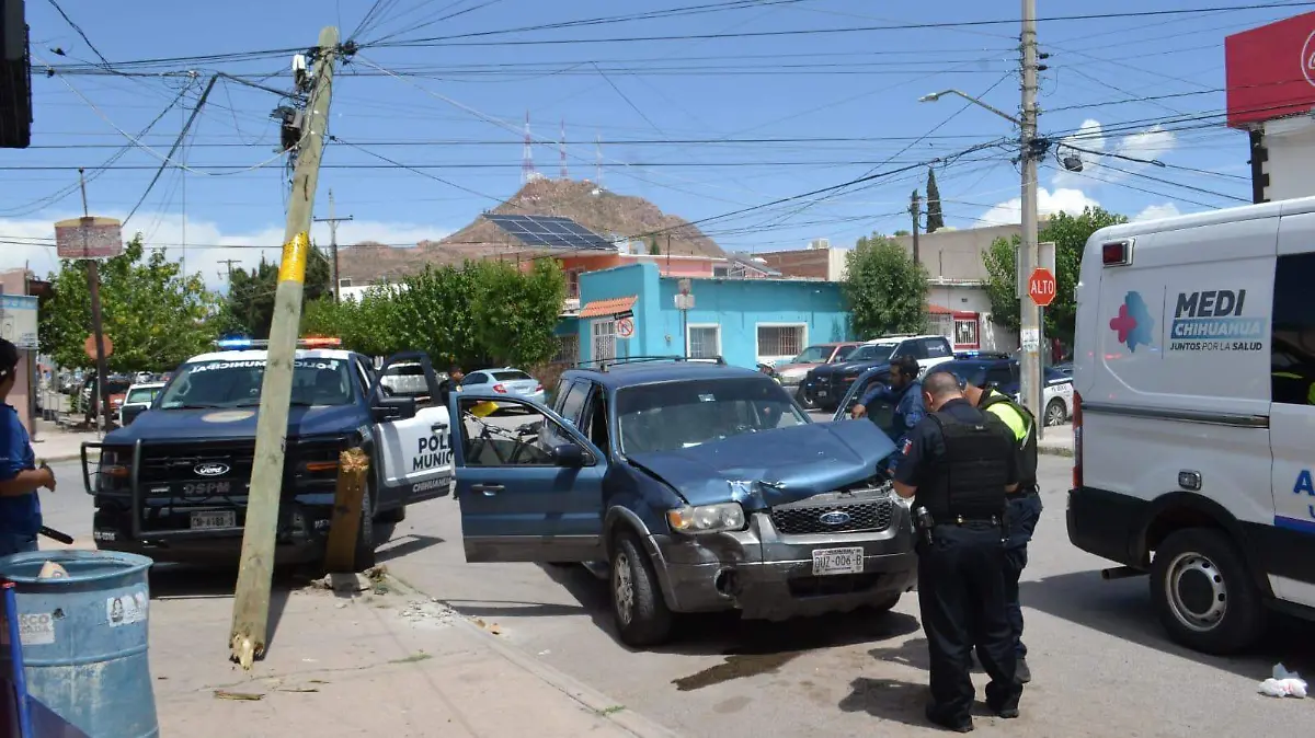 Choque patrulla de Policía Municipal (3)