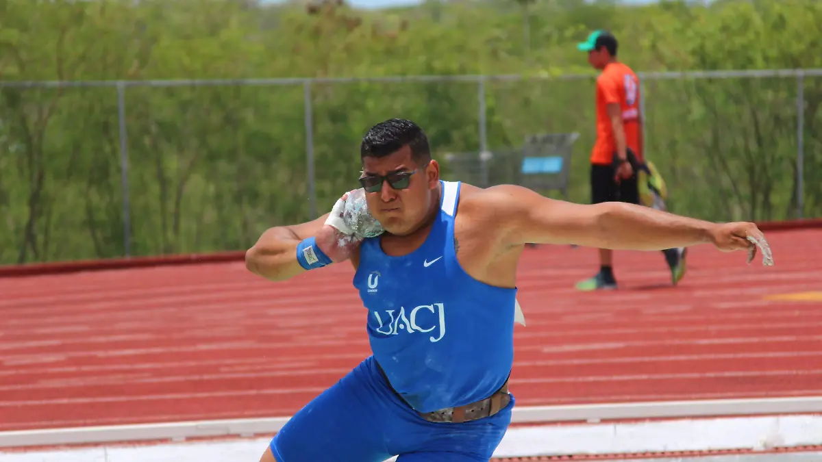 Uziel Muñoz en competencia  