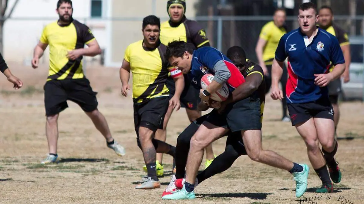 Rugby, uno de los deportes de la Sport Fest, en la modalidad de playa.