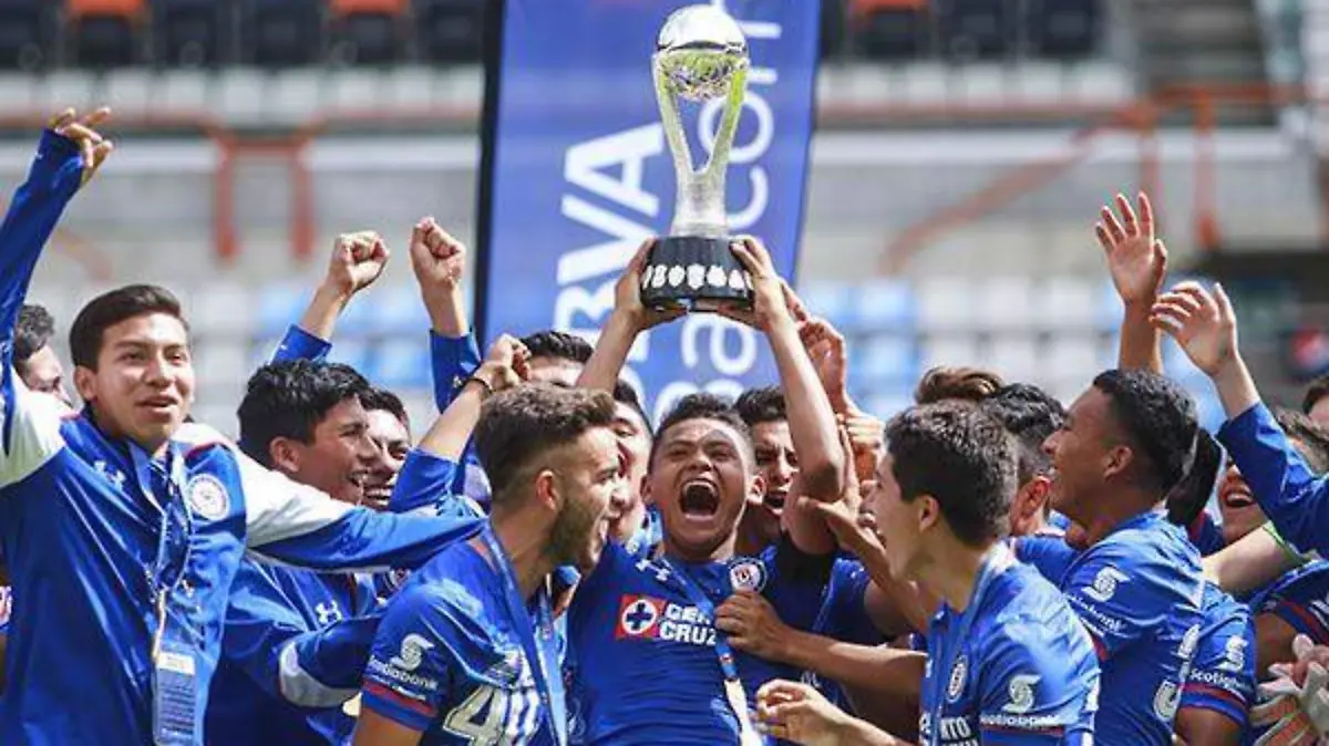 byn Cruz Azul campeón