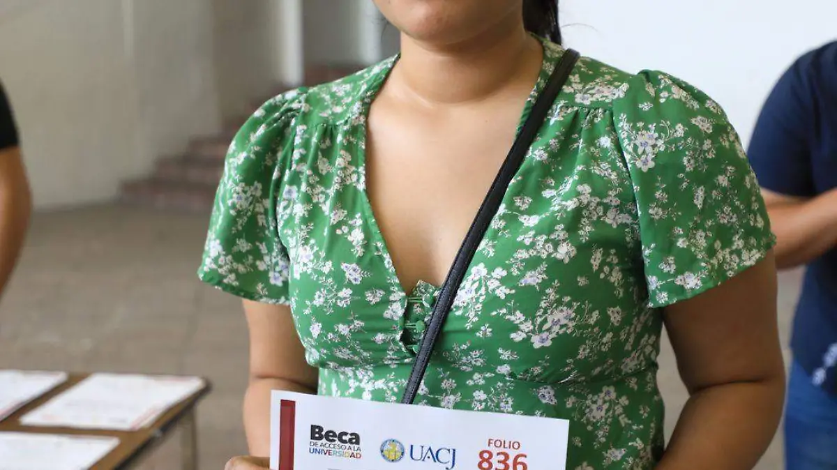 becas acceso universidad