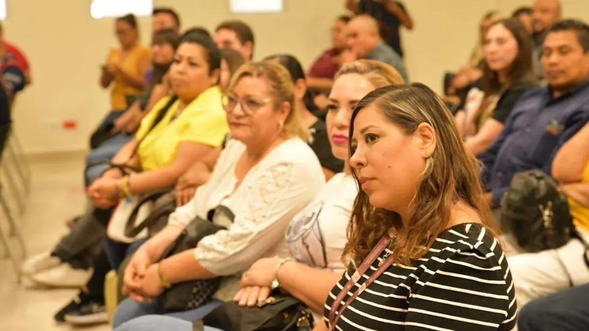 df095450-3ba3-473f-8615-5c3c3b2693cf