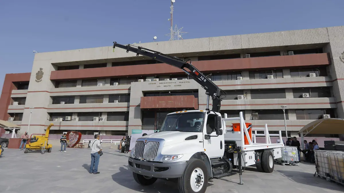 equipo de Servicios Públicos