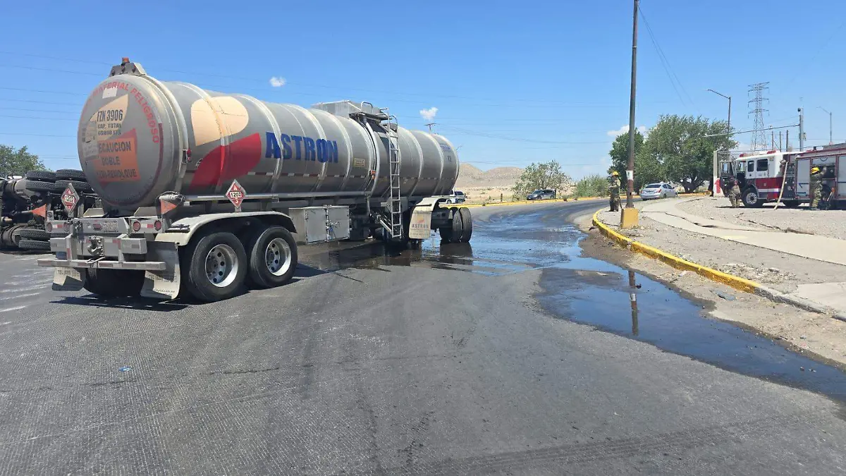 derrame de combustible por volcadura de pipa