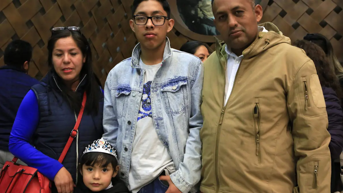 VERONICA GERARDO GHALIA GERARDO 01