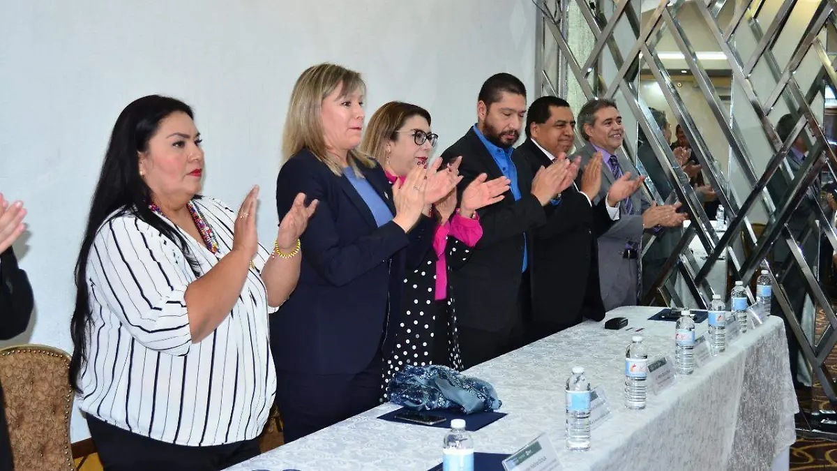 PRESIDIUM DIRECTIVOS DEL SAT Y ADUANA 