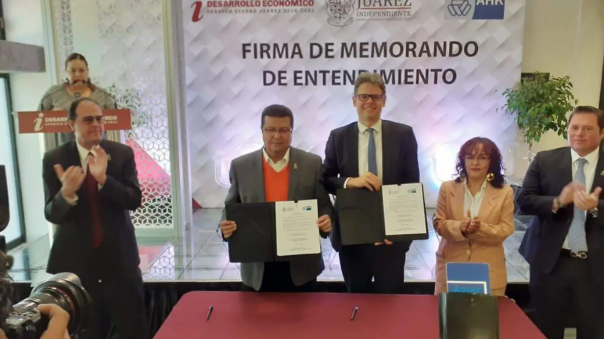 SM FIRMA DE CONVENIO 01