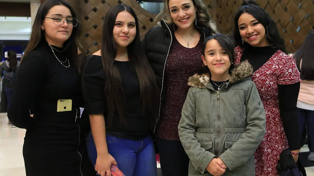 YAREM ELSA ERICKA ITZEL ELIZADETH 02