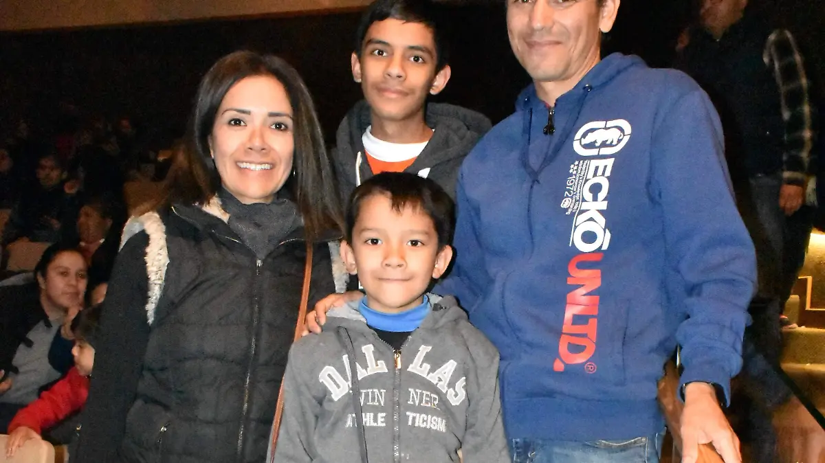 Ivan, Pablo, Eduardo y Veronica (1)-1