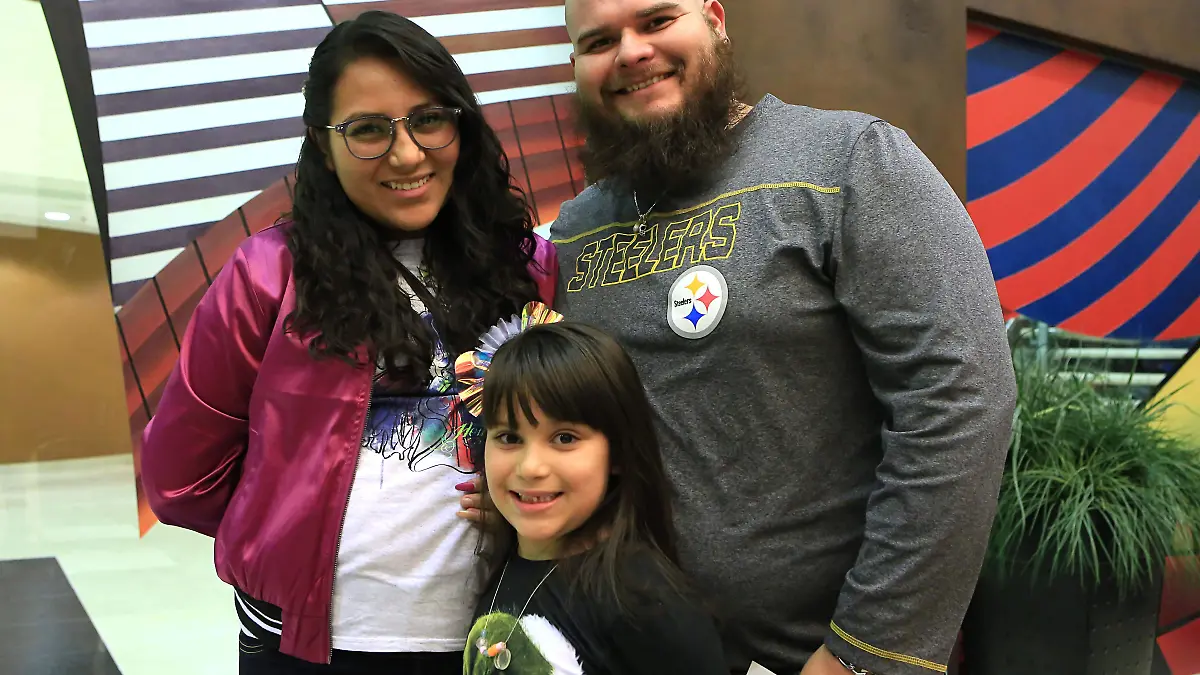 CASANDRA ROBERTO ATZIRI  01