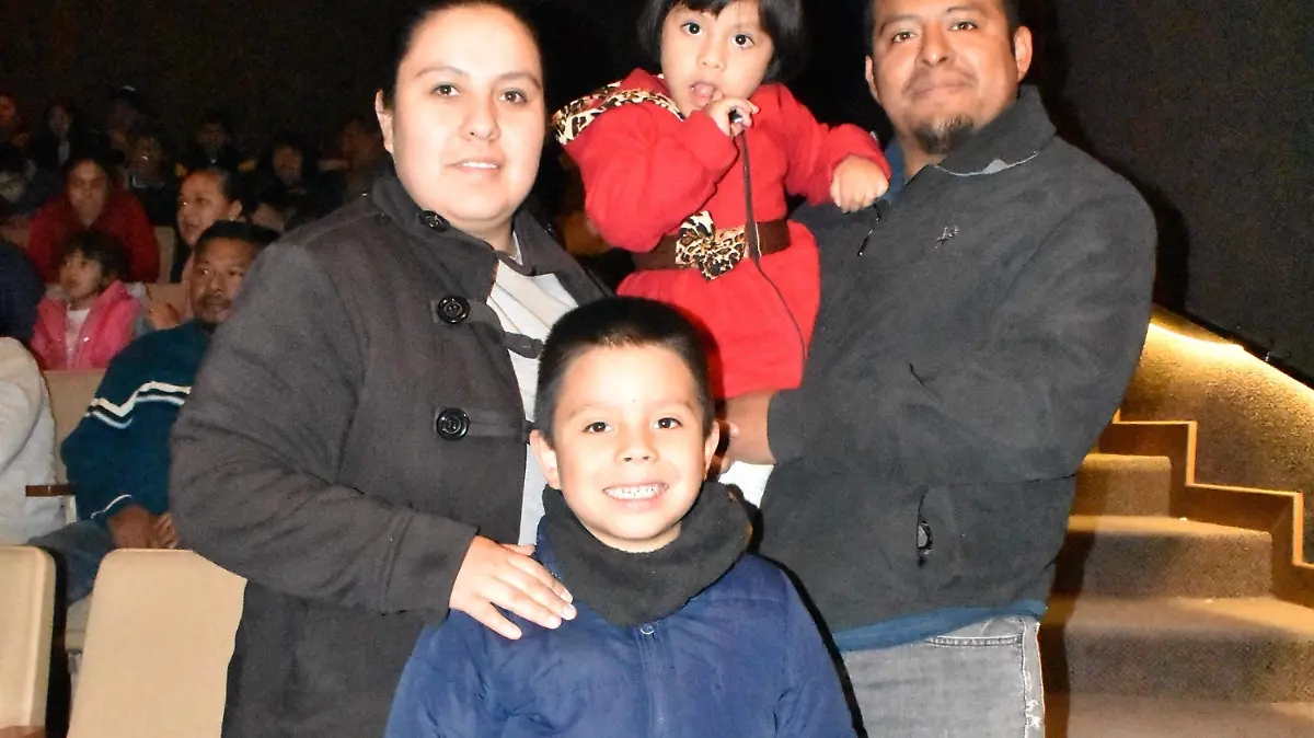 Felipe,Yira, Samuel y Evelyn (1)-1