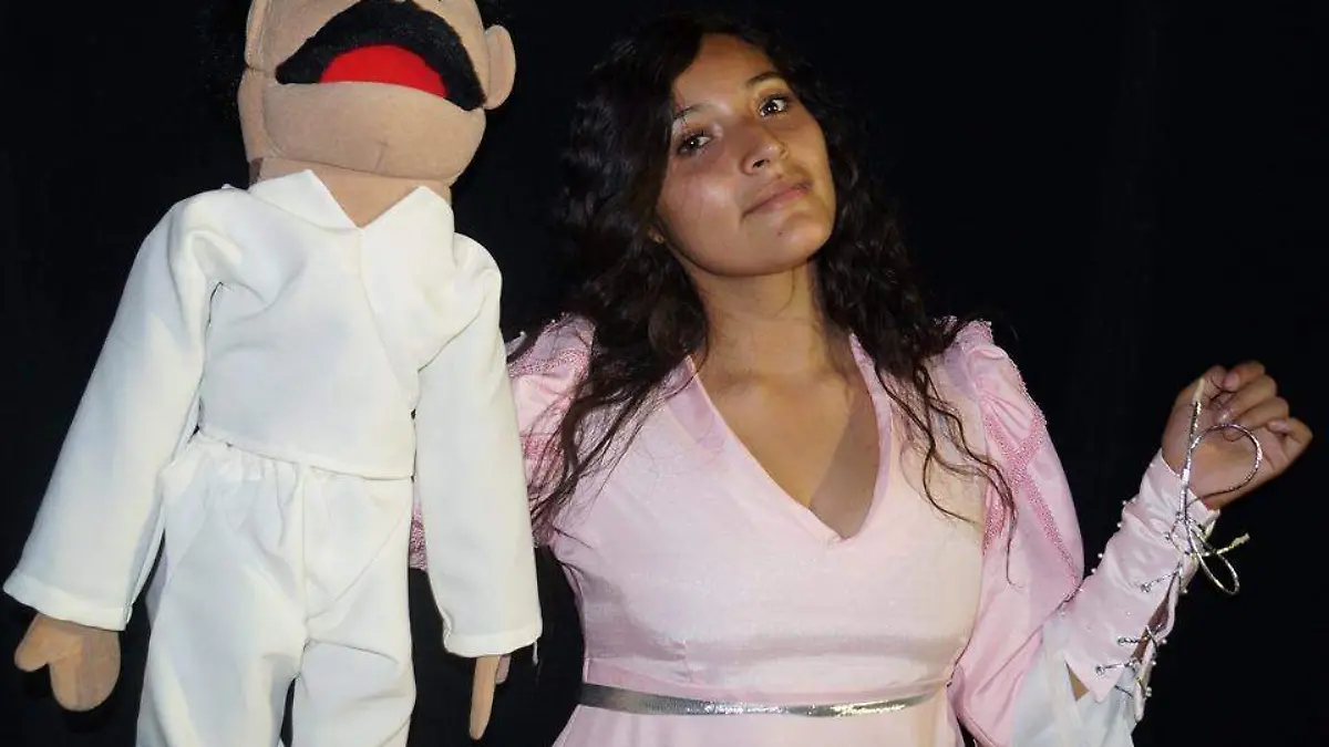 14 TALLER DE MANEJO DE TITERES 1