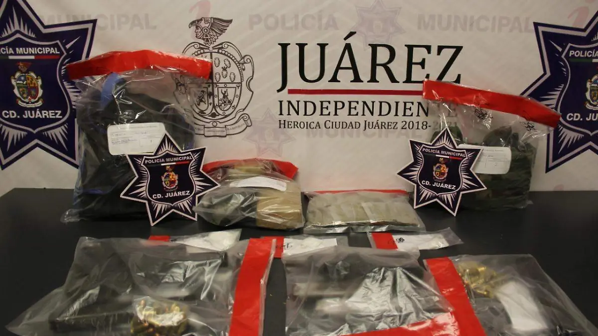 armas y droga decomisada