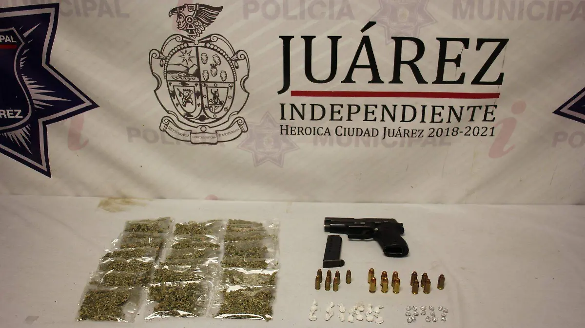 Detienen a sujetos en poder de arma de fuego y drogas