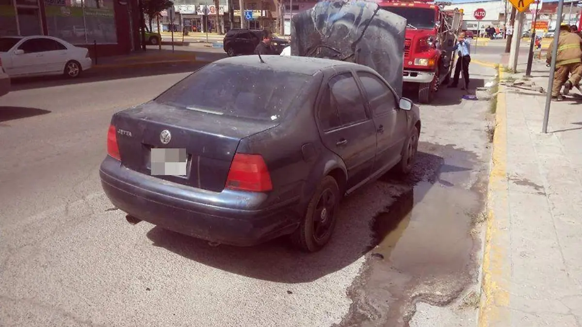 incendio de auto 2