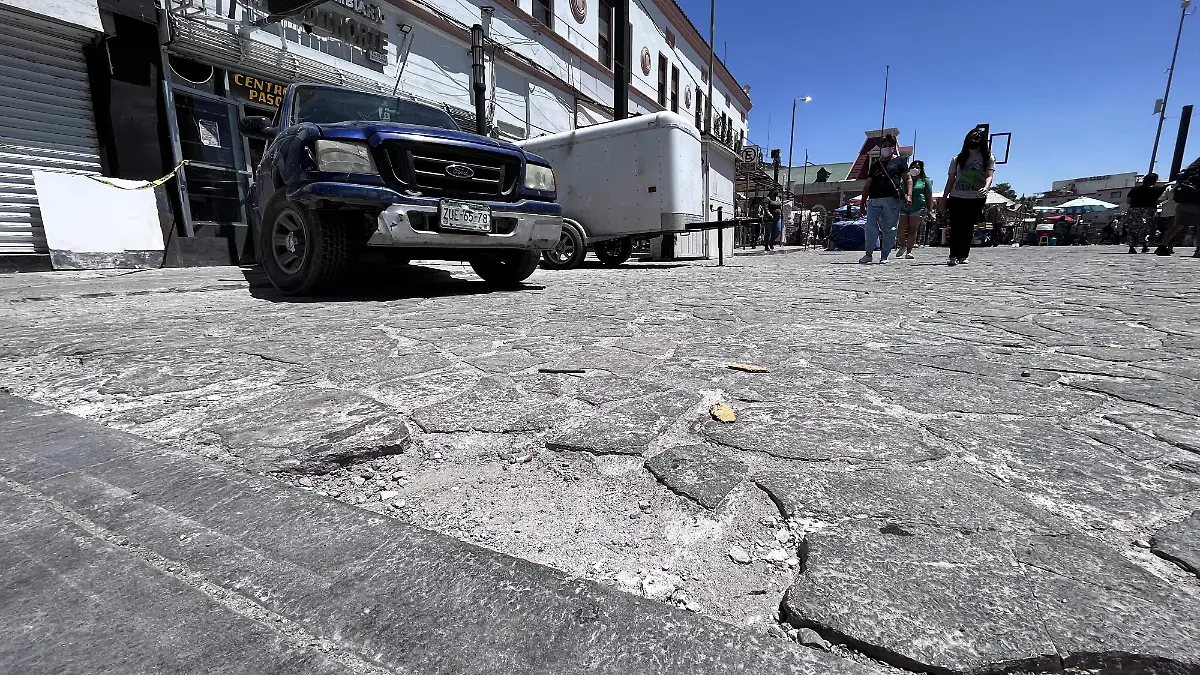 LT DESTRUYEN ADOQUIN 05