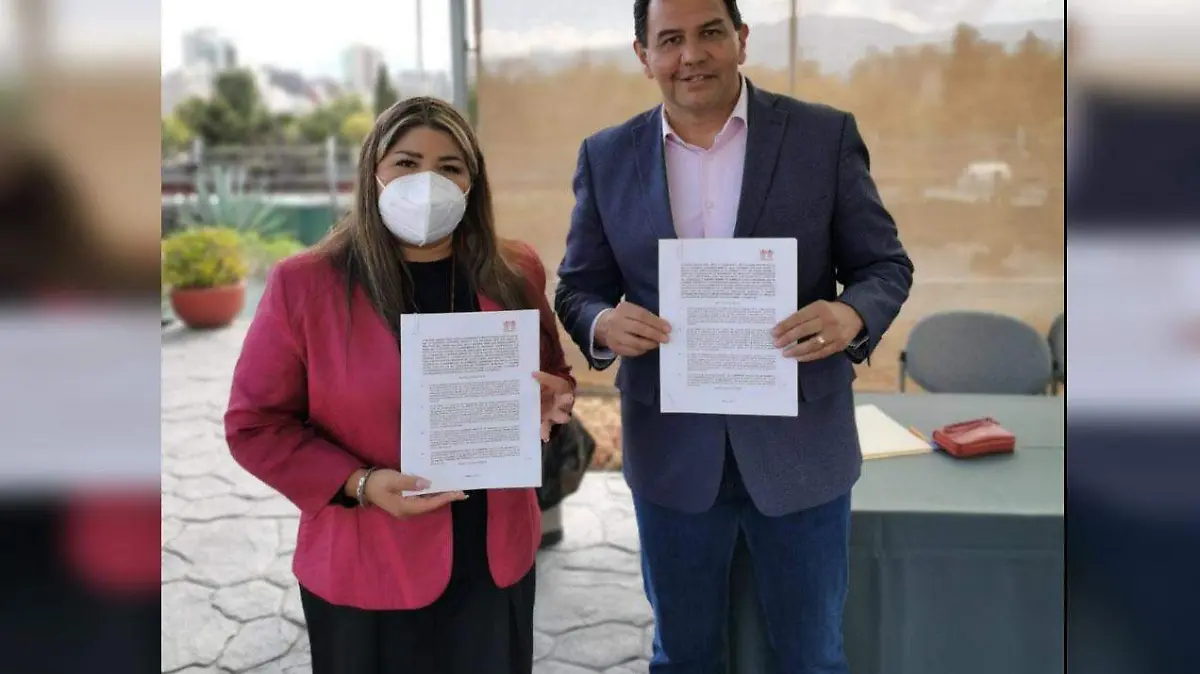 firma alcalde acuerdo con infonavit