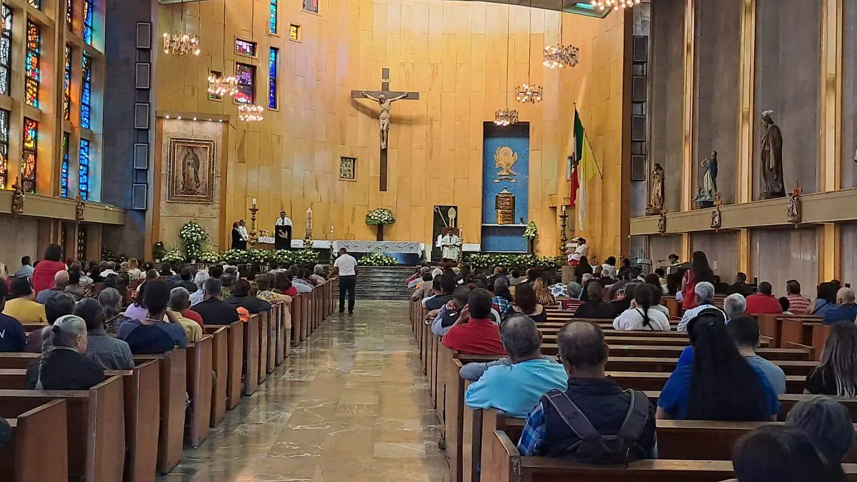 Domingo lleno de alegría en Catedral1