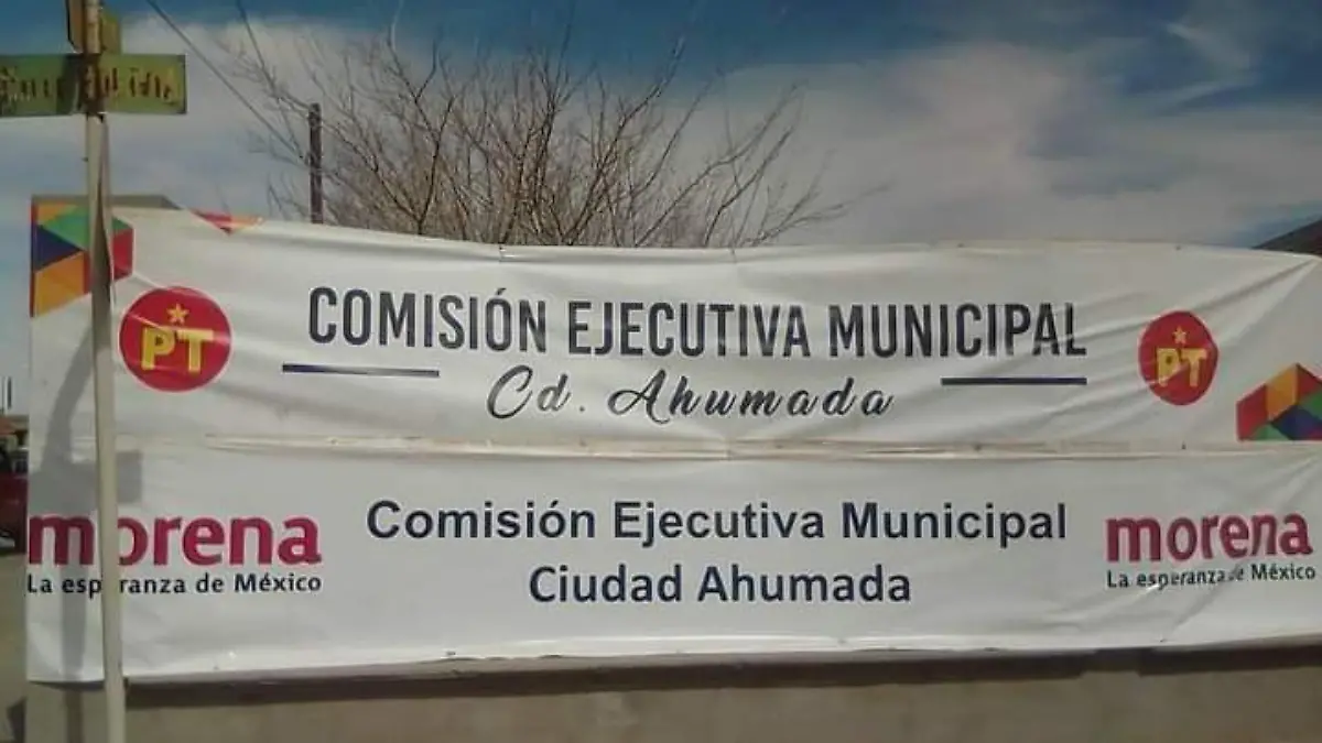 Momenaneameye PT colocó mantas en su nueva direción, en Av. Juarez 301y CAalle Bolivia 