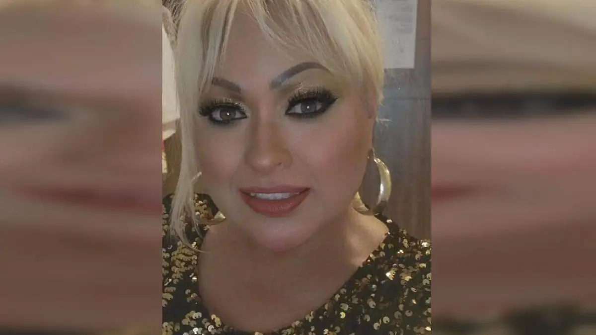 Una mujer