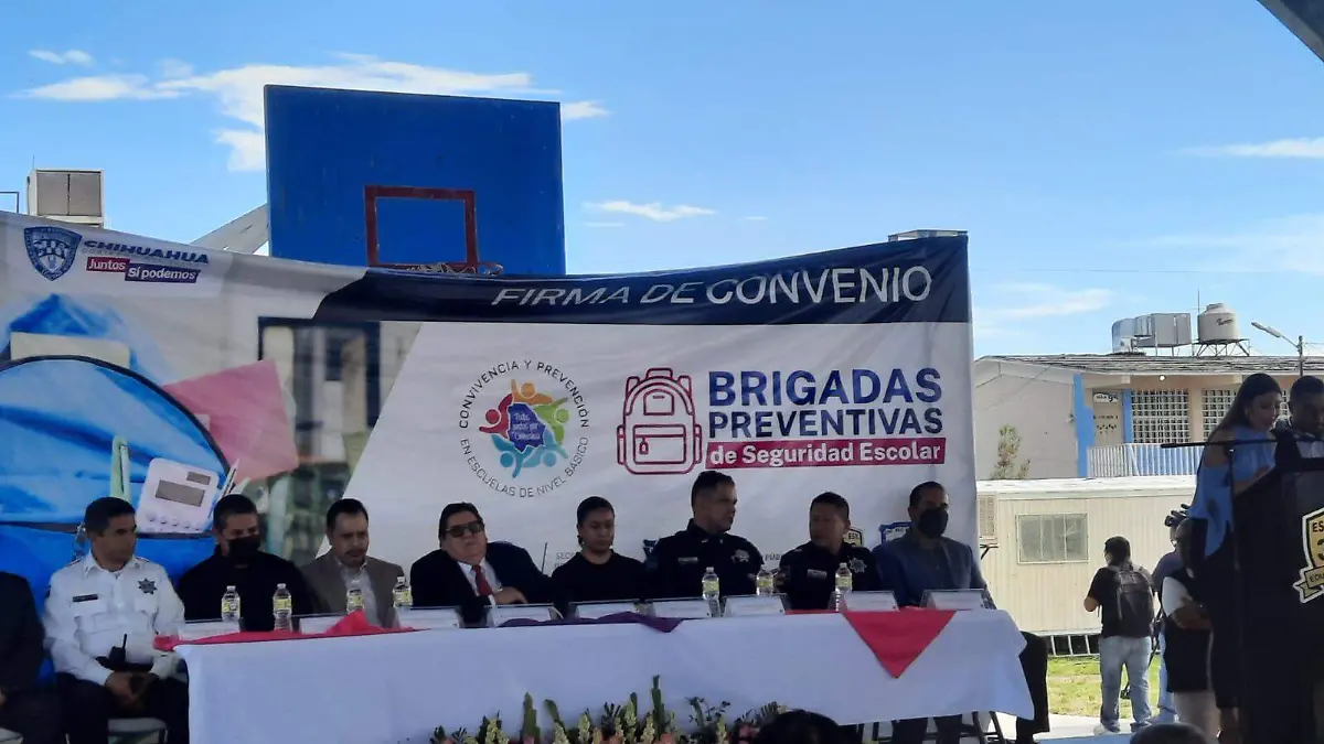 Firman convenio para iniciar Brigadas de Seguridad Escolar