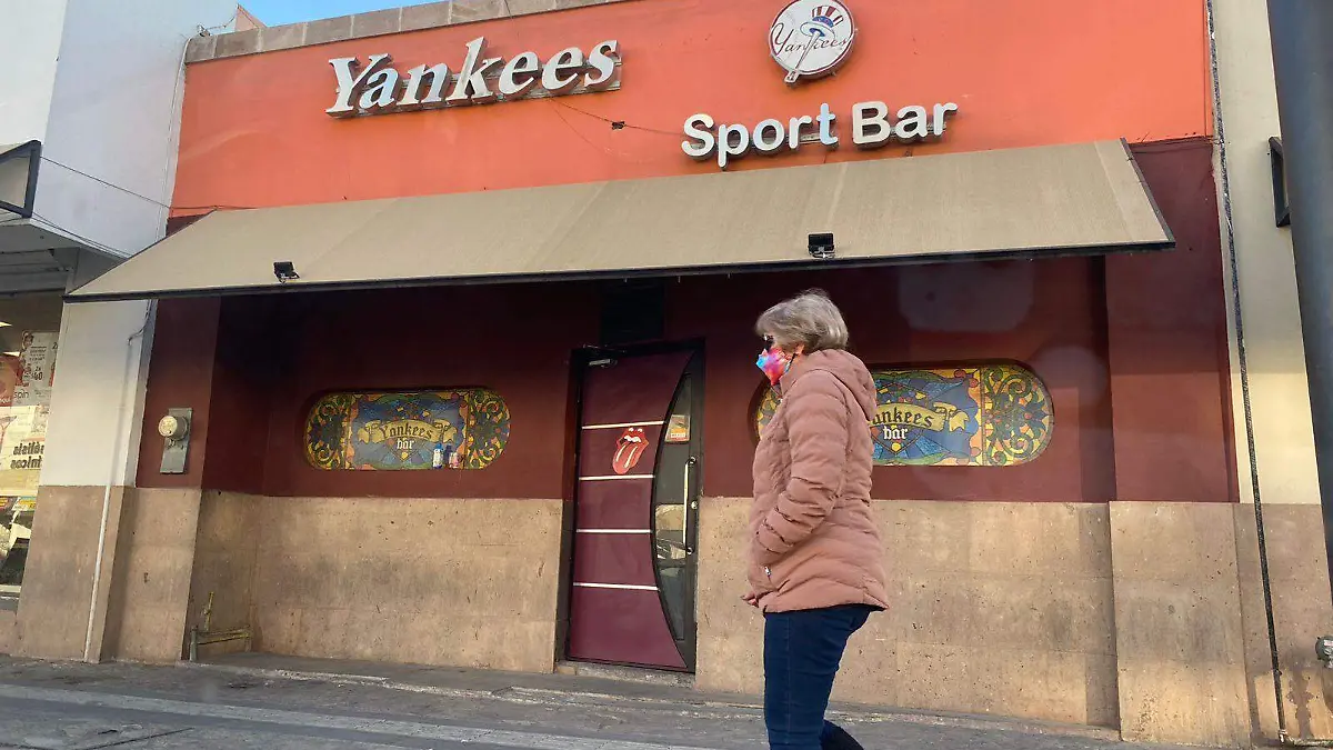 bar