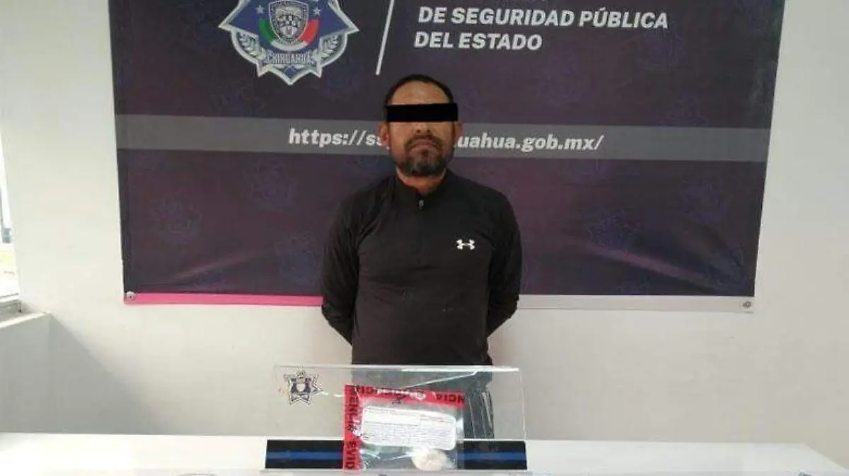 Lo detuvieron con 15 envoltorios de cristal