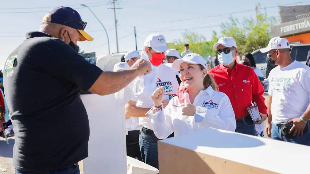 Adriana fuentes centro
