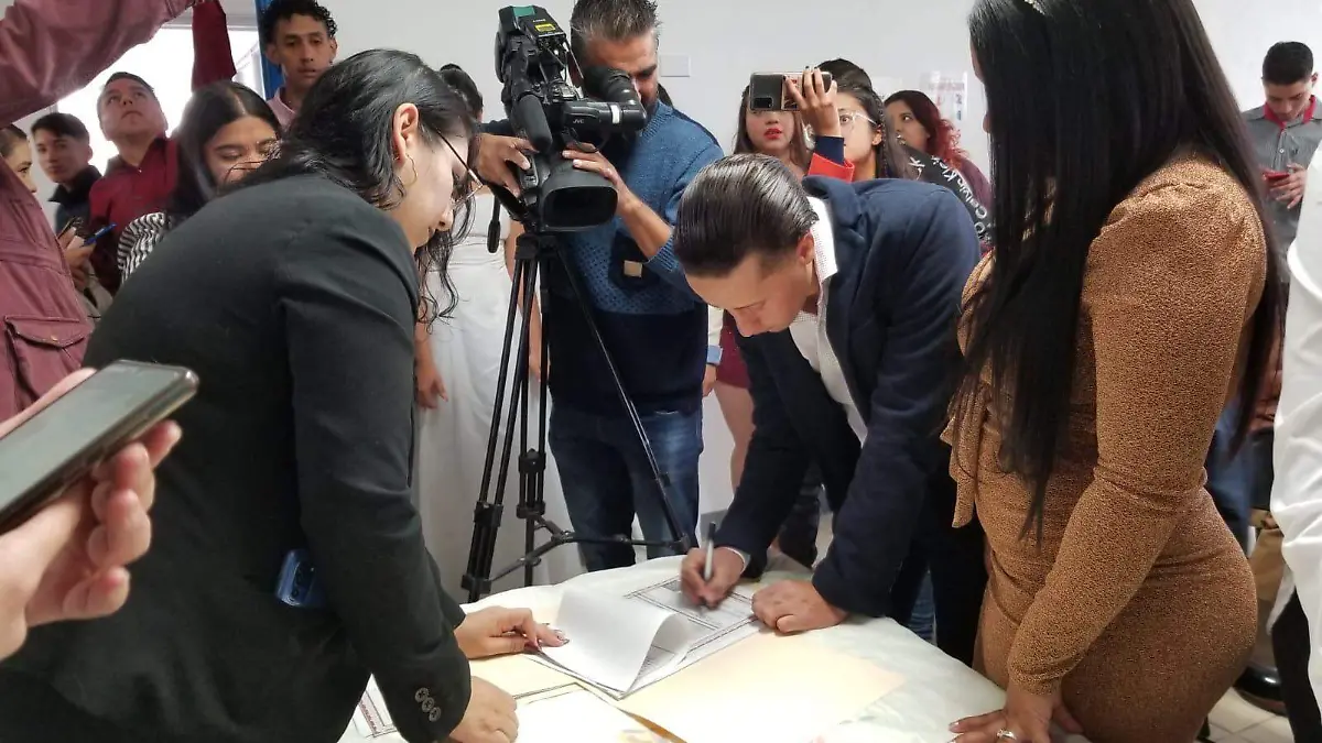 migrantes se casan 1