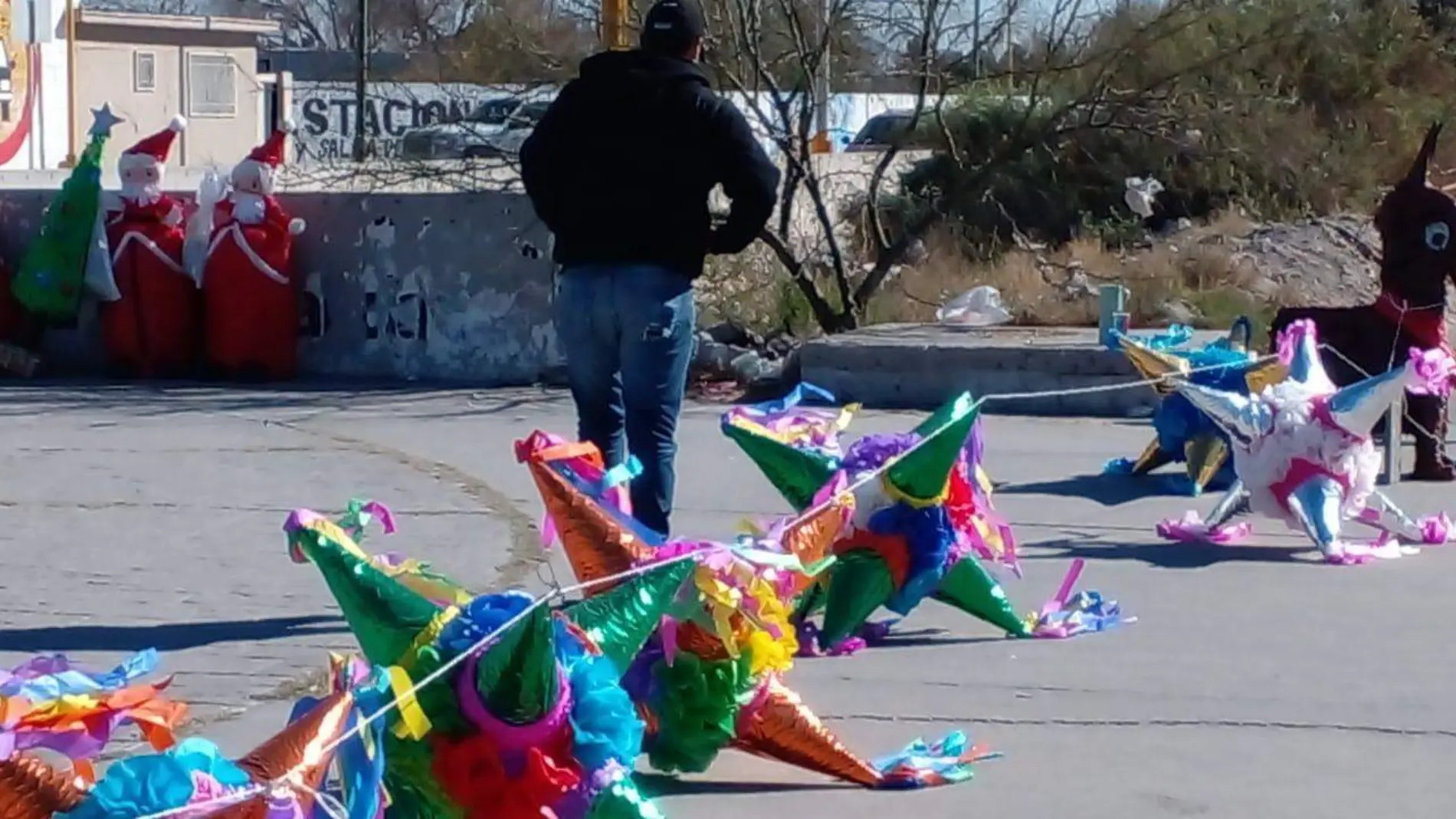 piñatas