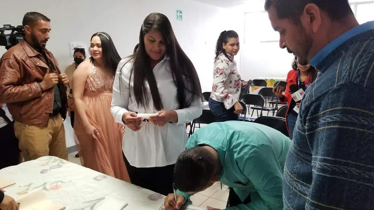 migrantes se casan 4