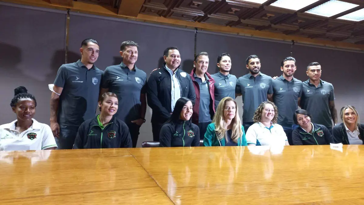 Bravos y Bravas visitan al alcalde 1