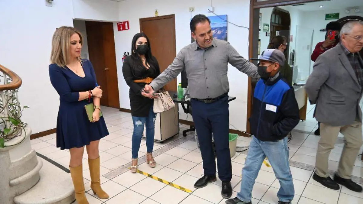 0851ffce-0e8d-4a71-aeb0-d89b29447b3a (1)