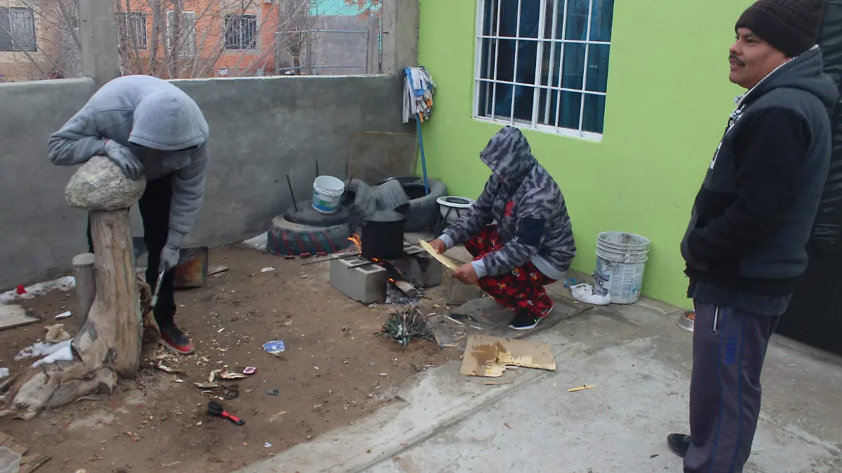 familia sin luz en parajes de san isidro. olga casas (11)