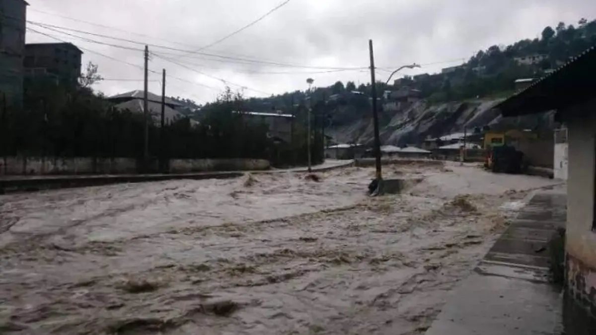 rio en guadalupe y calvo