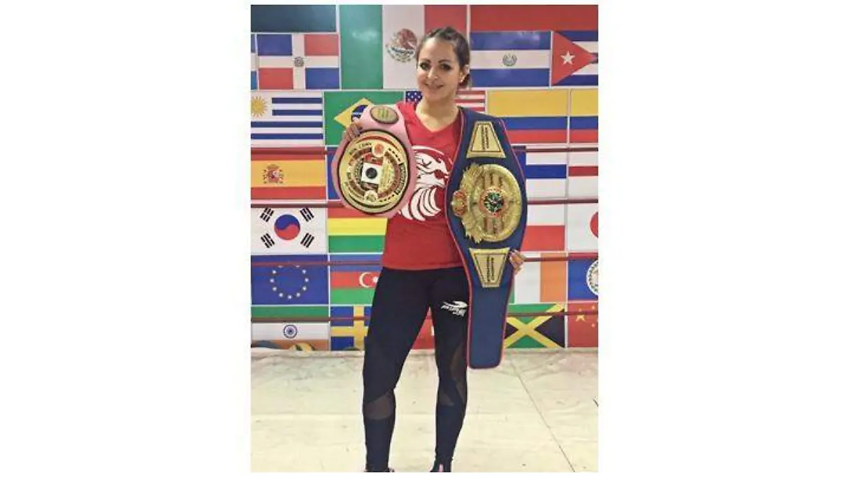 20 KARINA LA BELLA 1