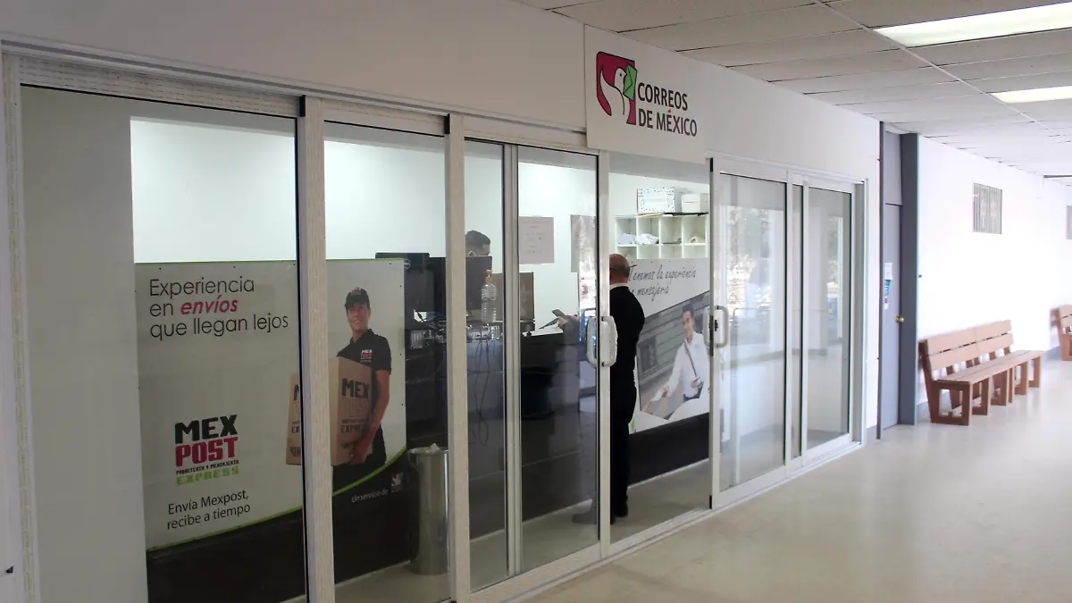 correo en el parque central. olga casas (1)