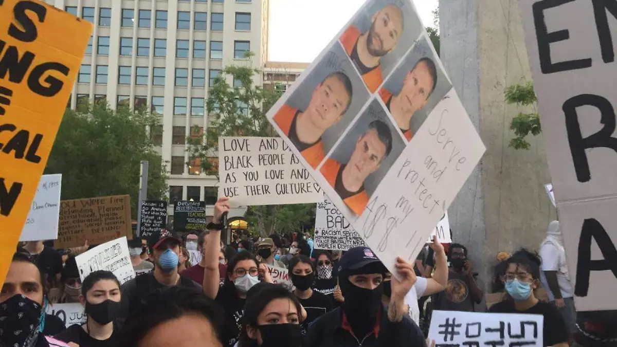 ae8165f5-e3bc-410e-8804-62719555eb35