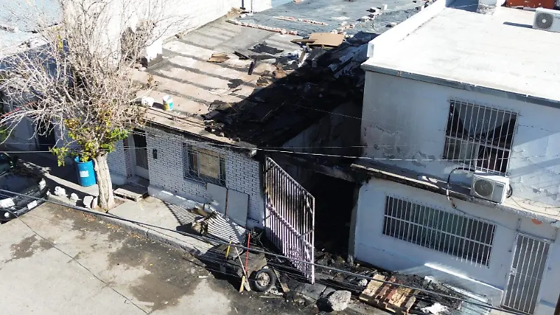 Adulto mayor pierde la vida tras un incendio que consumió por completo su vivienda en Ciudad Juárez