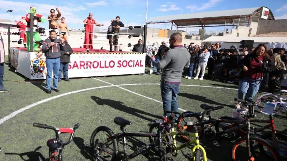 Asiste alcalde a posada