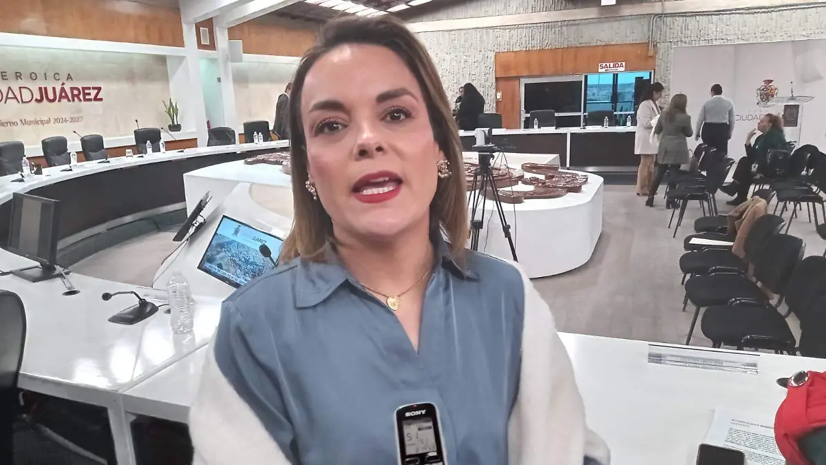 Regidora Gloria Mirazo 