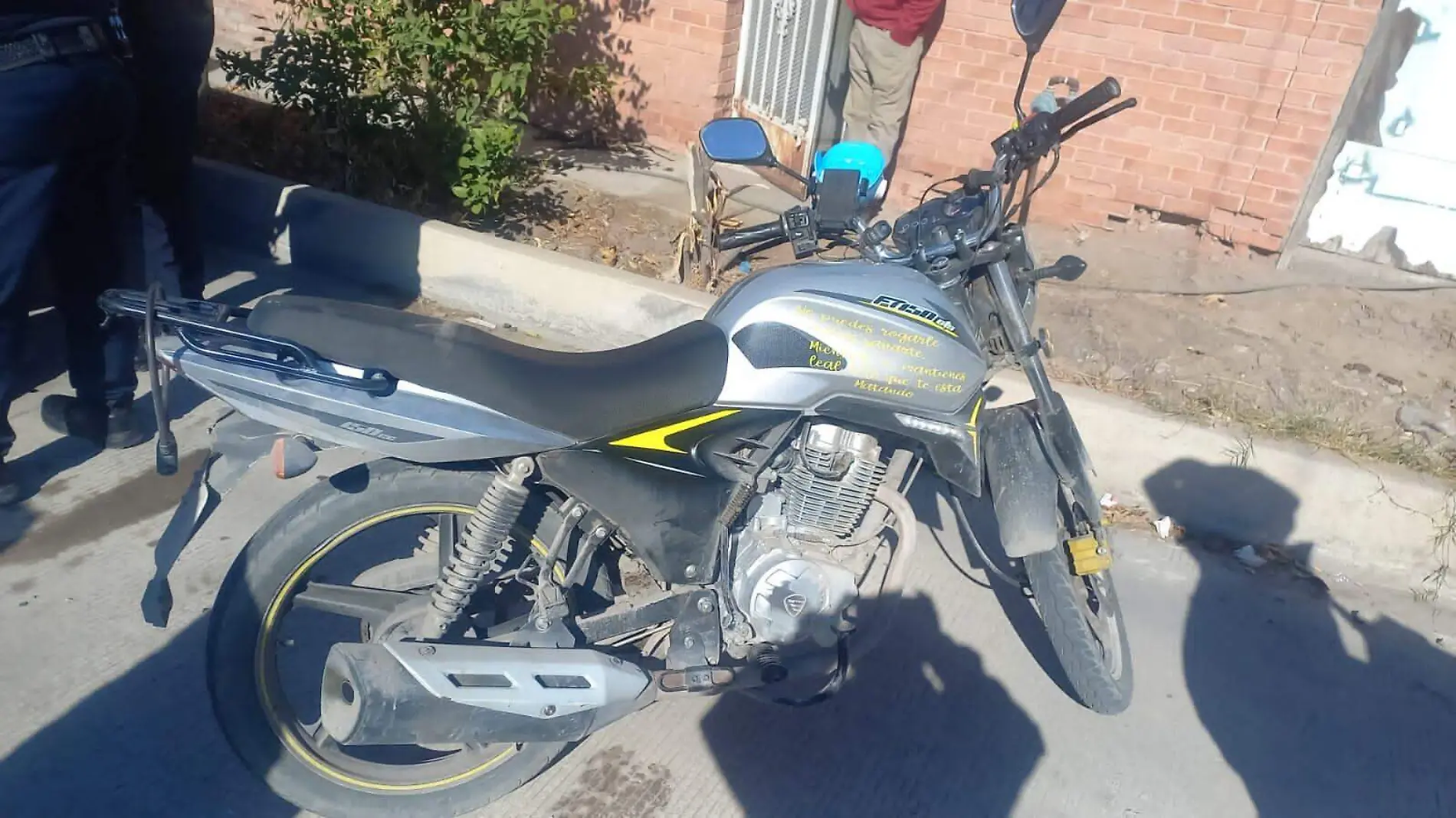 Detención de dos sujetos por robo de vehículos en hechos distintos