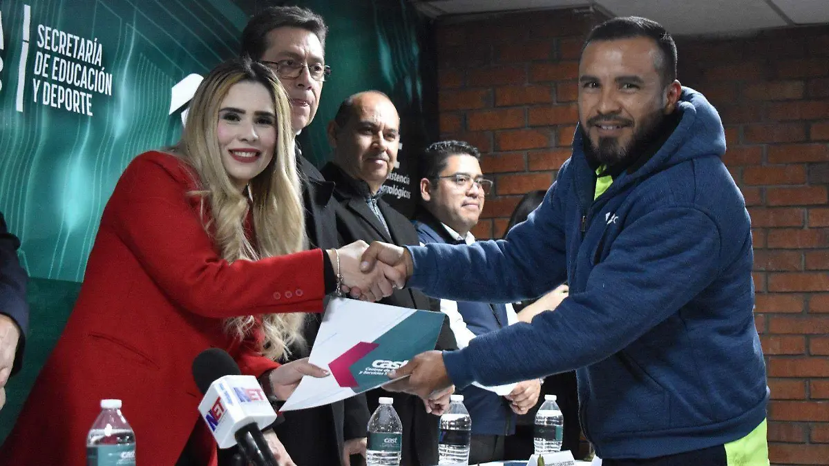 Entrega reconocimientos 